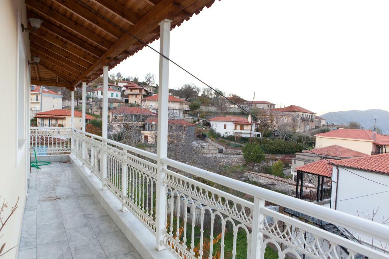 Villa Panorama Levídhion Buitenkant foto