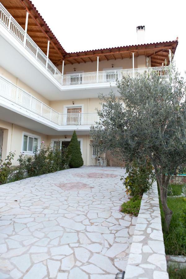 Villa Panorama Levídhion Buitenkant foto